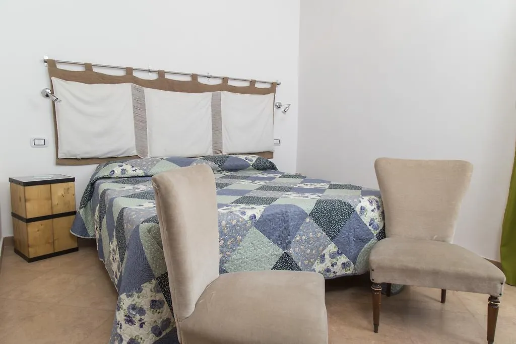 La Casa Della Nonna Hotel Motta Camastra 0*,  Italy